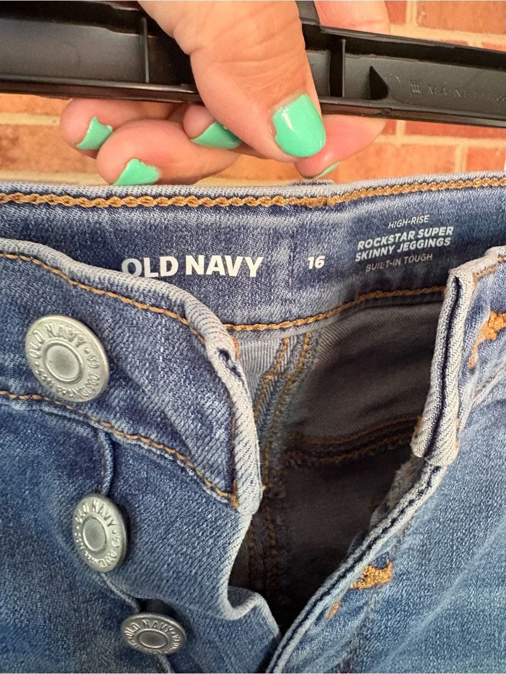 Old Navy Rockstar High-Rise Jegging in size 16 for girl